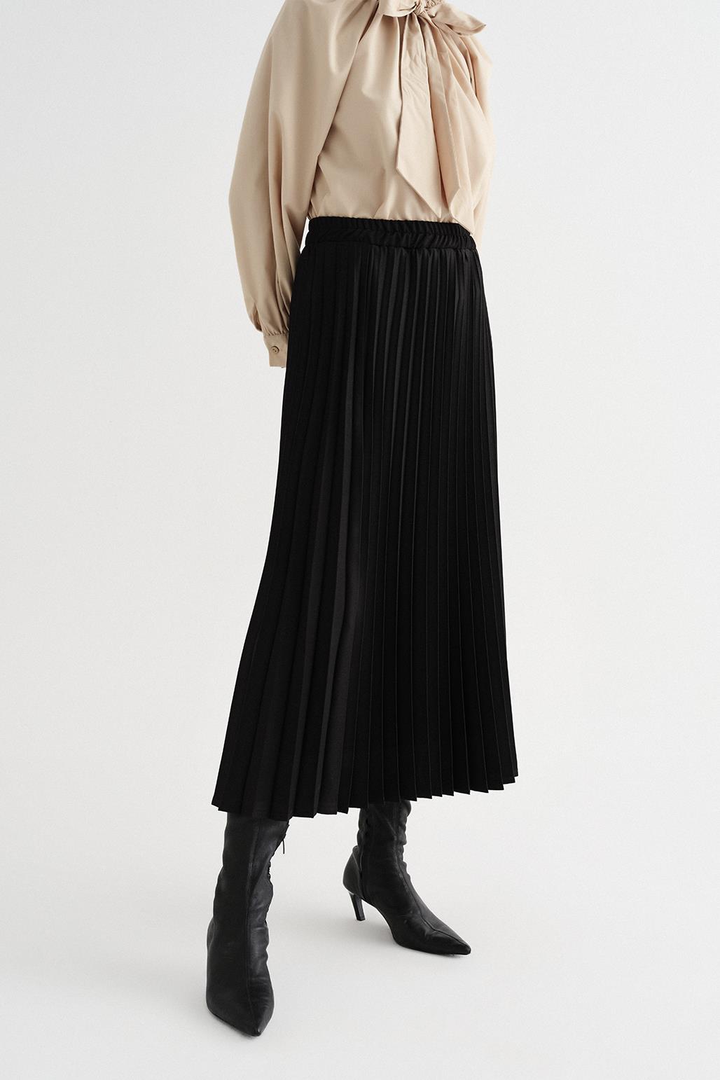 Athens Pleated Long Skirt Black