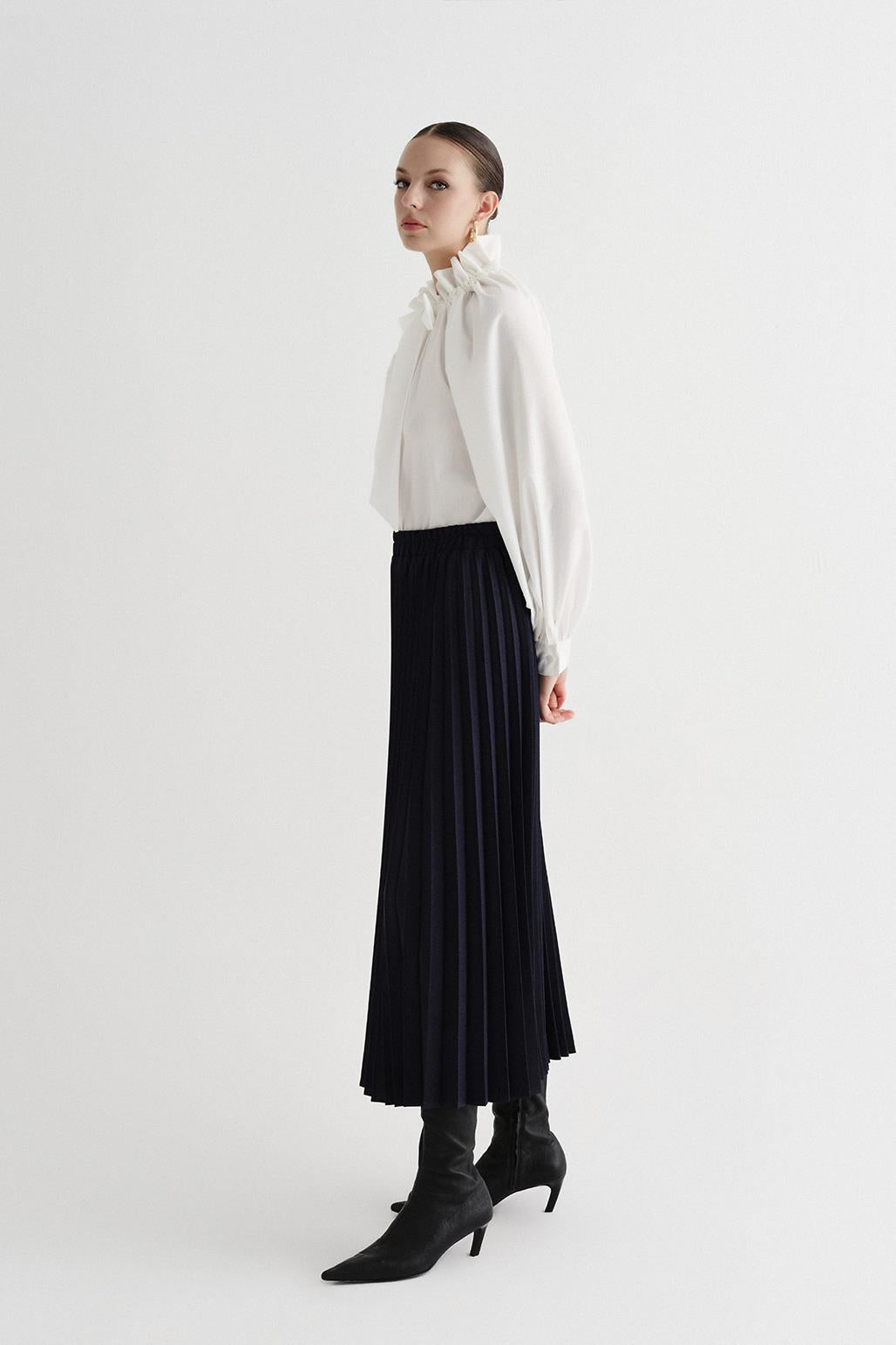 Athens Pleated Long Skirt Navy Blue