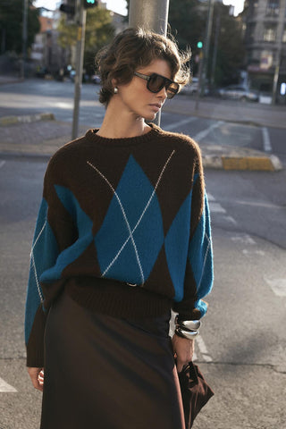 Diamond Pattern Knit Sweater Brown