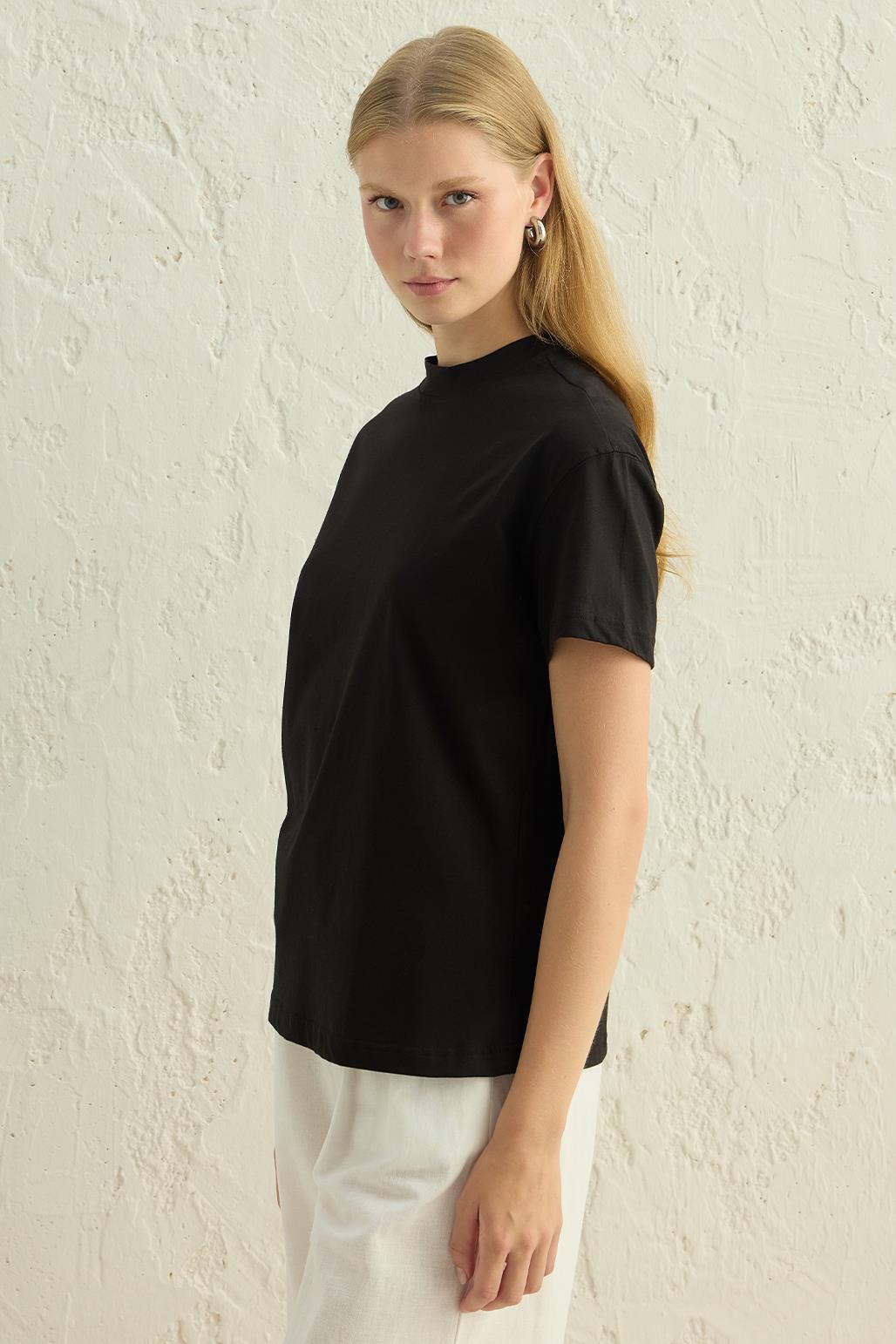 Basic Cotton T-Shirt Black