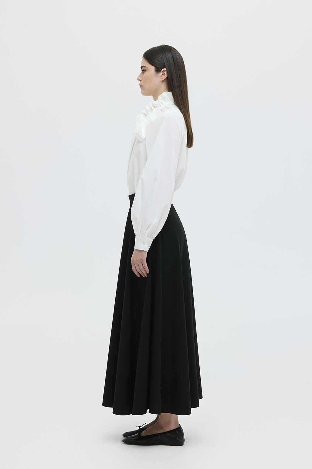 Bona Long Flared Skirt Black