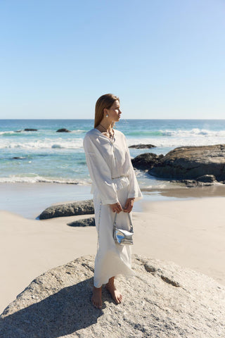 Buttoned V-Neck Linen Shirt Ecru