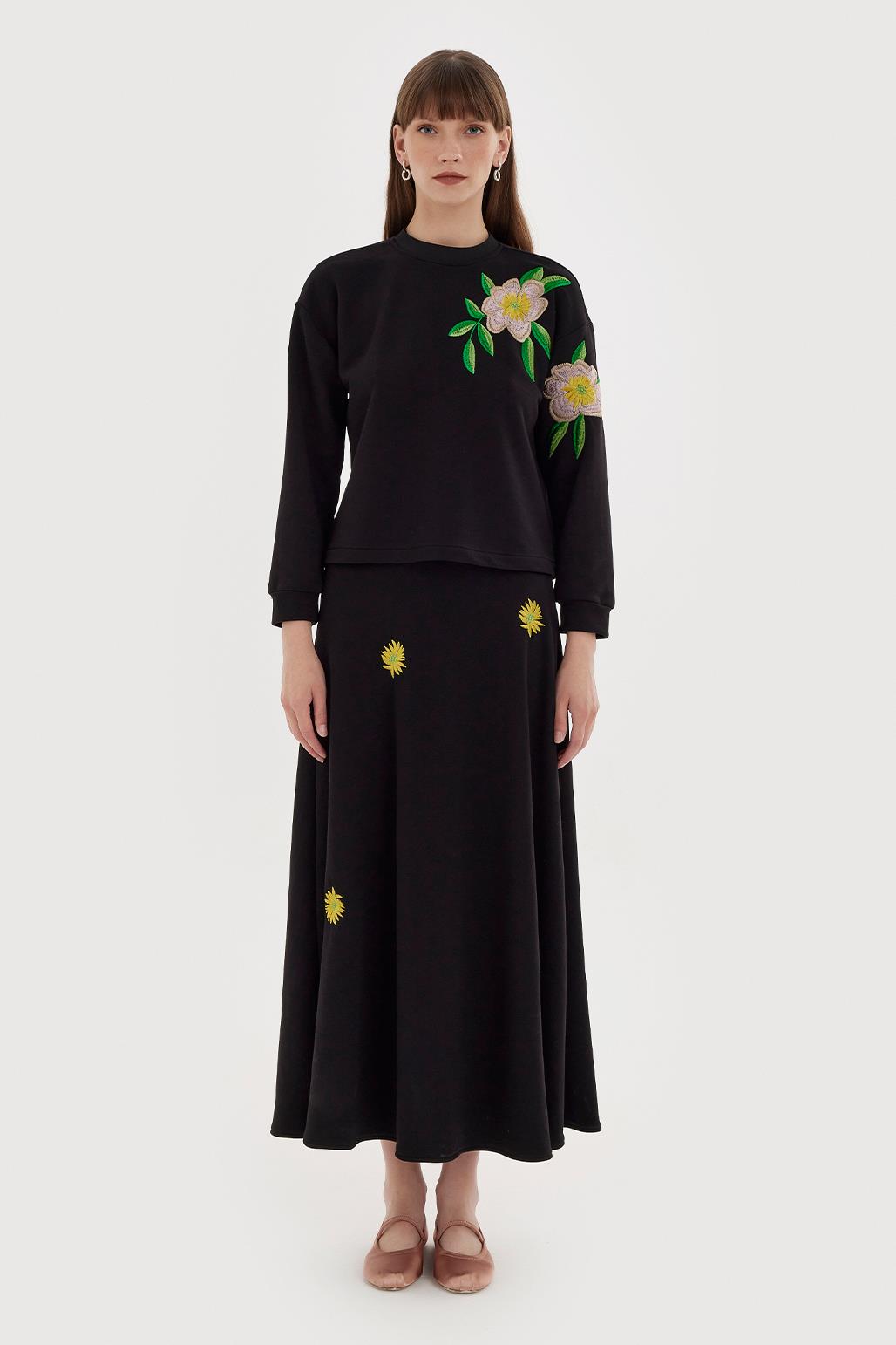 Flower Embroidery Hoodie and Flared Skirt Set Black