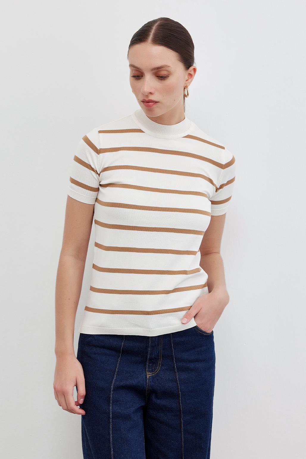 Half Sleeve Basic Knitwear Camel