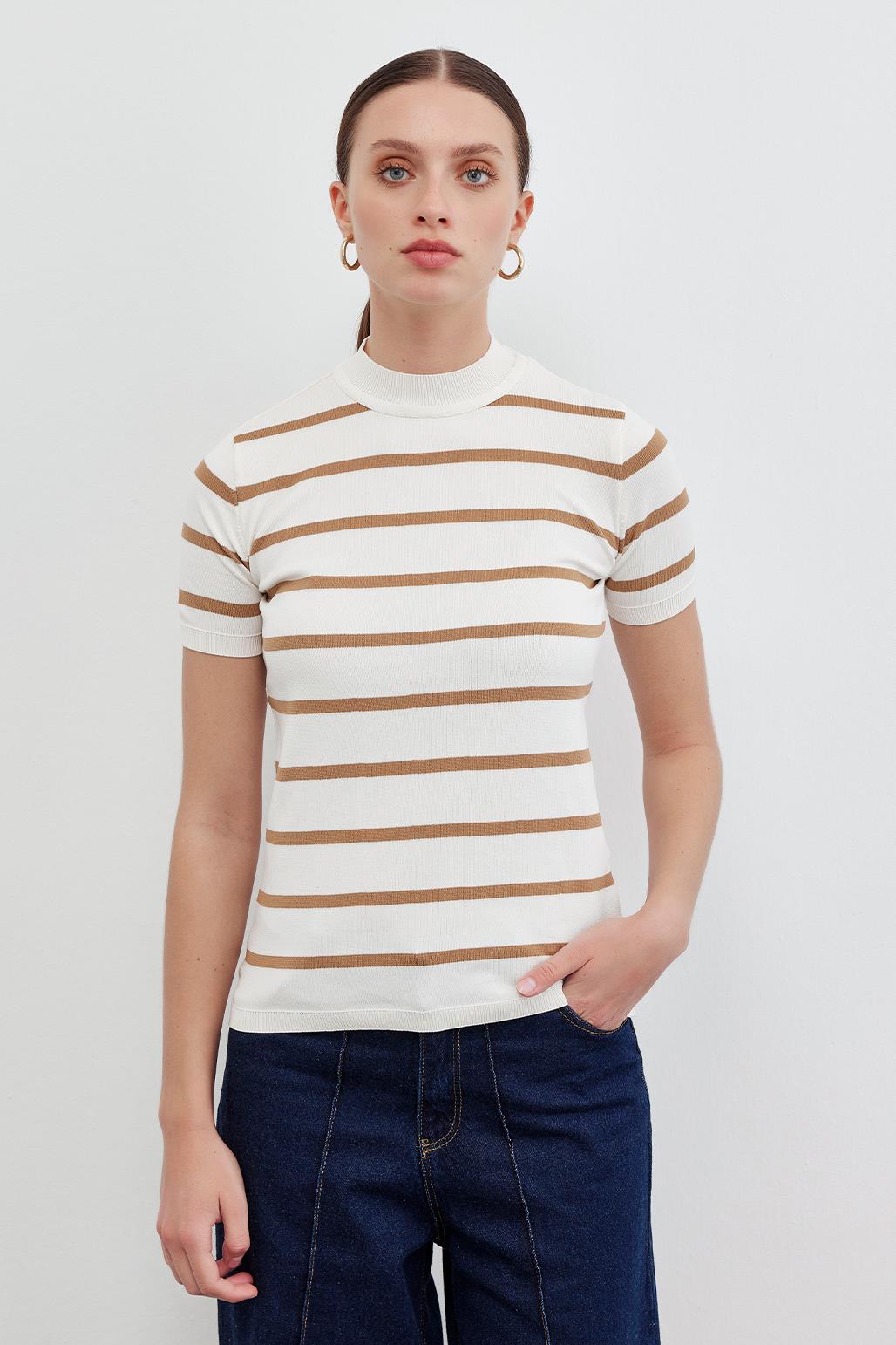 Half Sleeve Basic Knitwear Camel