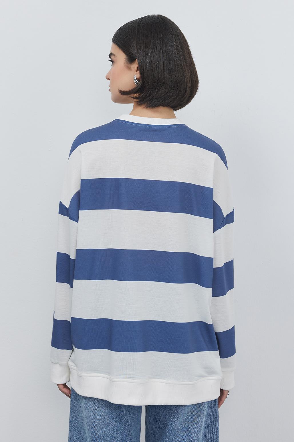 Yami Striped Ribbed Sweatshirt Indigo