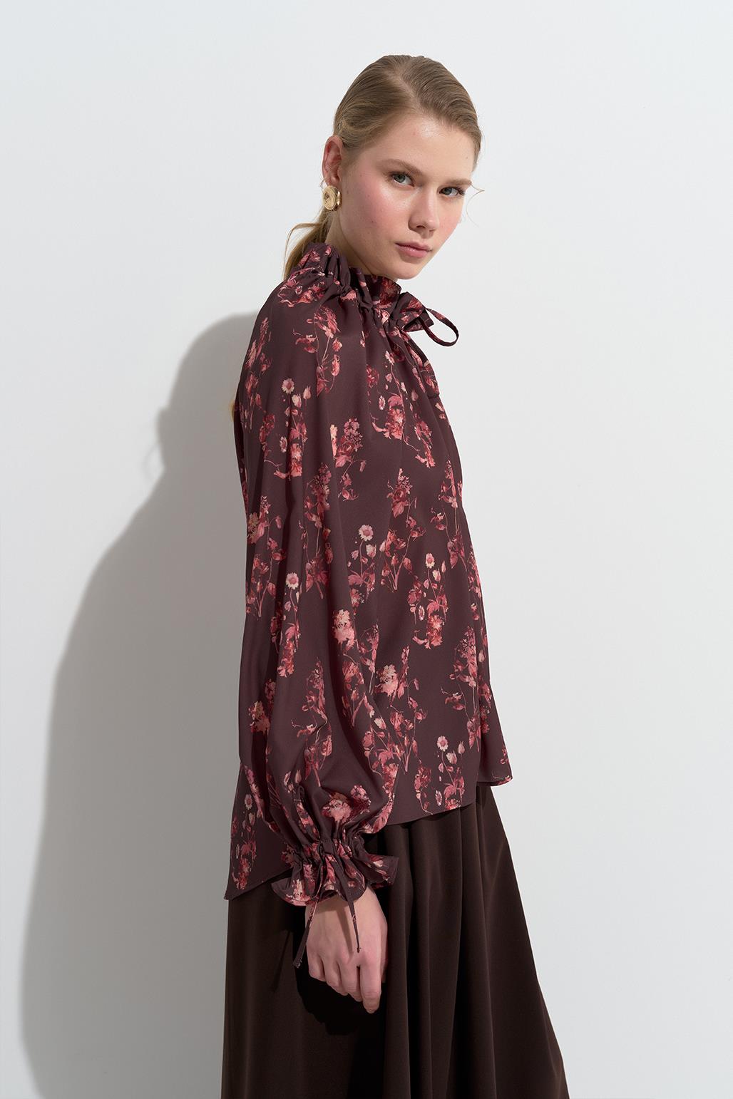 Clara Patterned Gathered Shirt Brown