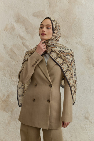 Cupra Prive Patterned Shawl Saga Beige