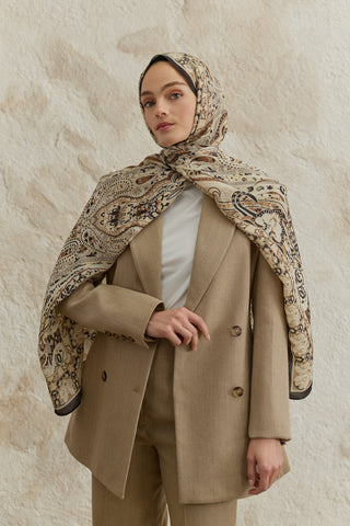 Cupra Prive Patterned Shawl Saga Beige