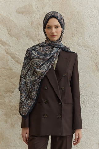 Cupra Prive Patterned Scarf Saga Brown
