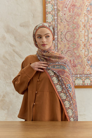 Cupra Prive Patterned Scarf Saga Brick