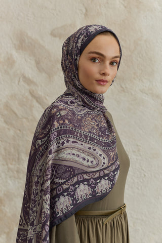 Cupra Prive Patterned Scarf Saga Plum