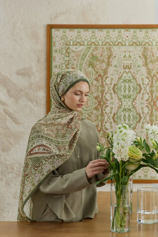 Cupra Prive Patterned Shawl Saga Olive