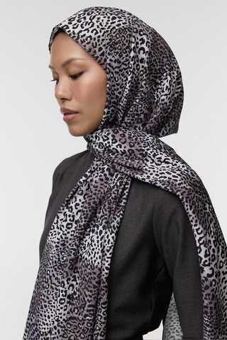 Daily Print Scarf Animal Patterned