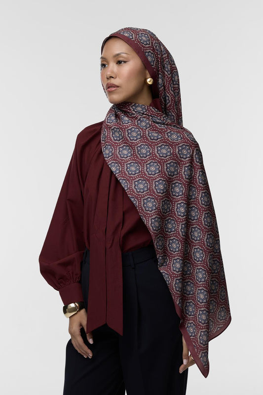 Daily Print Scarf Ruby Patterned