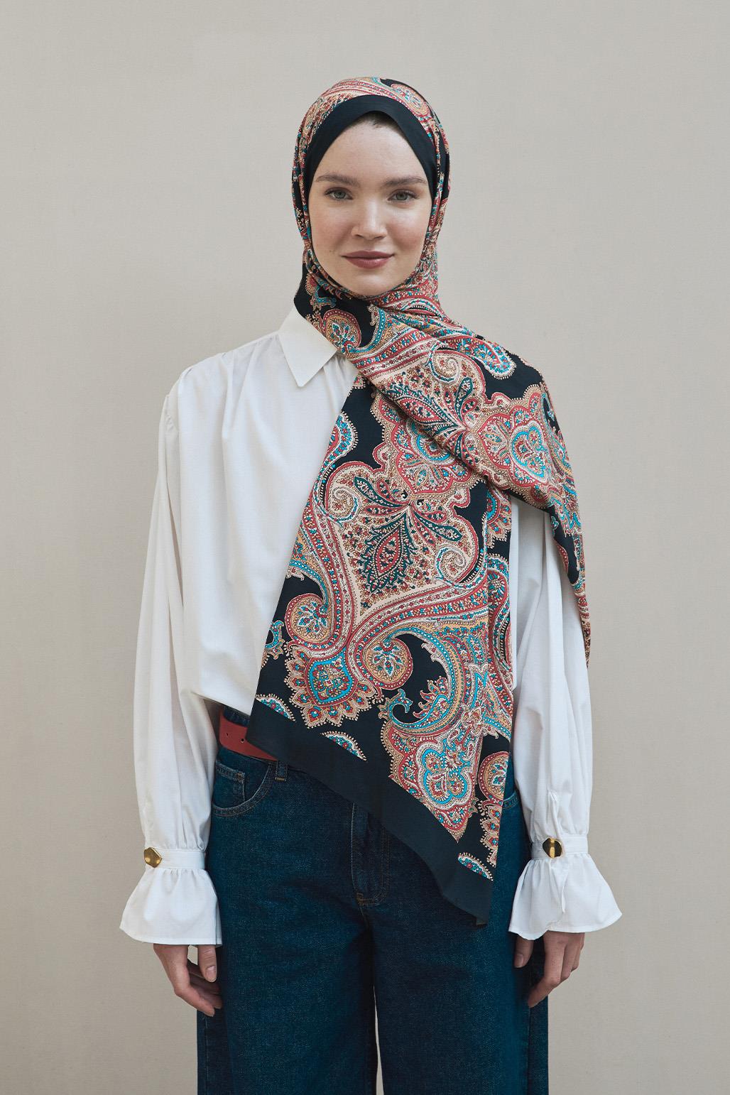 Deluxe Patterned Scarf Laxmi