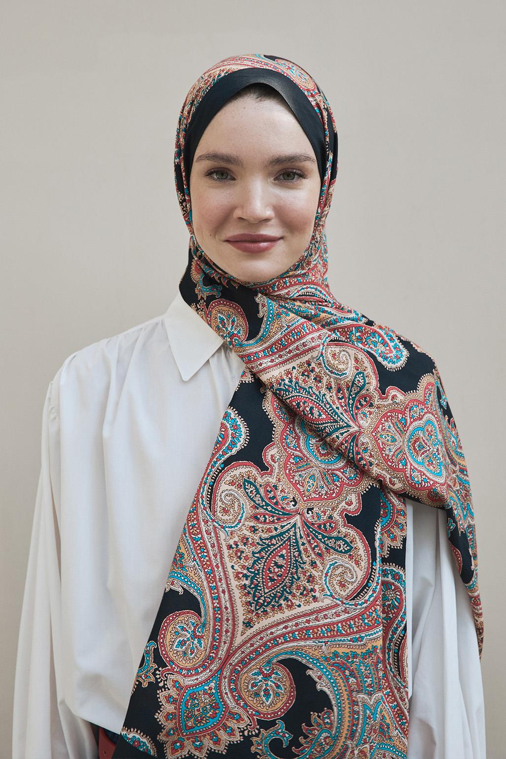 Deluxe Patterned Scarf Laxmi