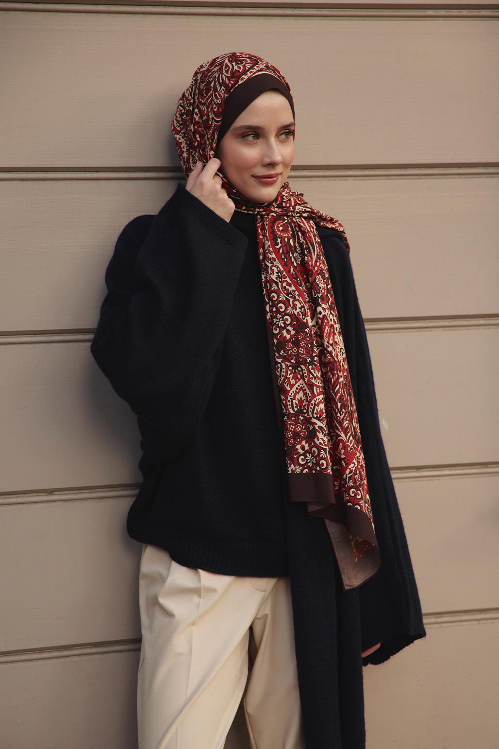 Deluxe Patterned Scarf Neelam