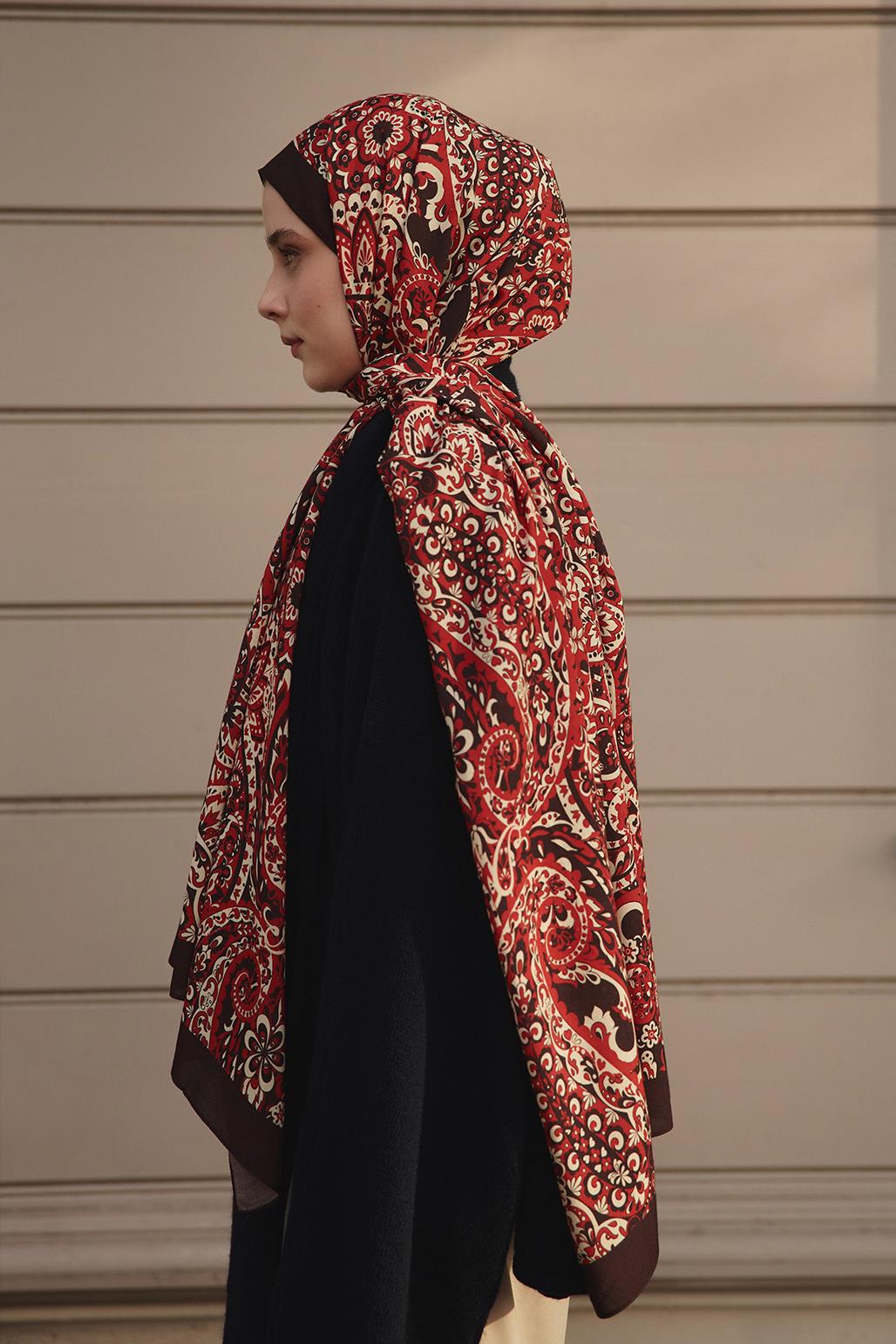 Deluxe Patterned Scarf Neelam