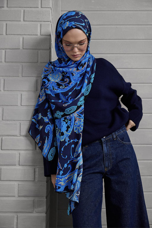 Deluxe Patterned Scarf Rikita