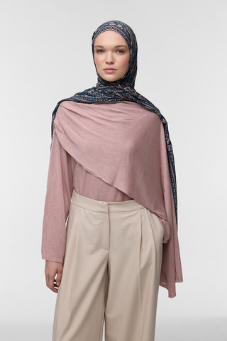 Deluxe Patterned Scarf Smita