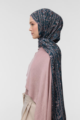 Deluxe Patterned Scarf Smita