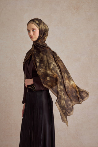 Deluxe Summer Scarf Batic Brown Patterned