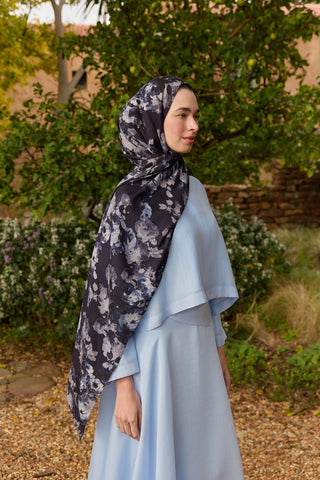 Deluxe Summer Flow Scarf Navy Blue