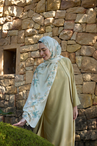 Deluxe Summer Flow Scarf Soft Green