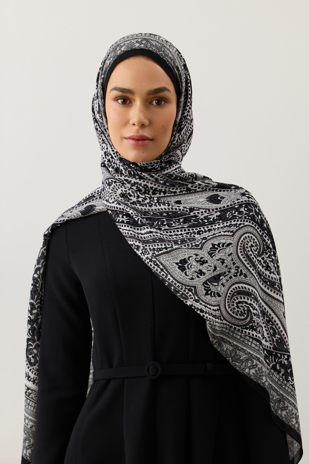 Deluxe Summer Scarf Eva Black