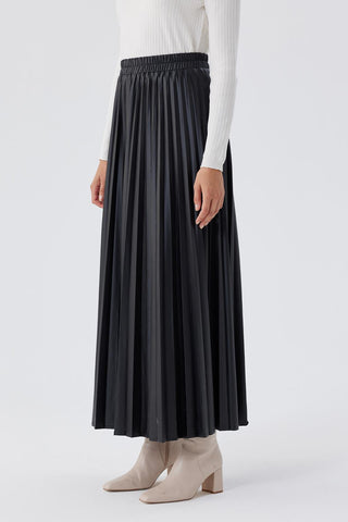 Pleated Leather Skirt Black