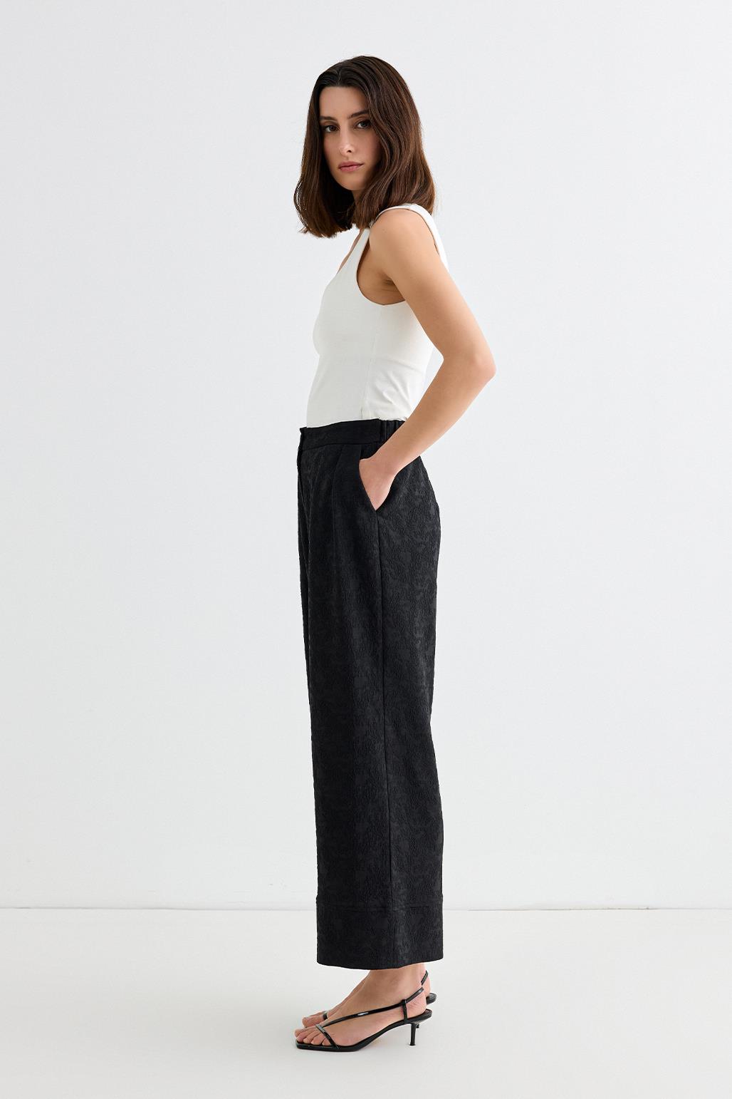 Textured Culotte Pants Black