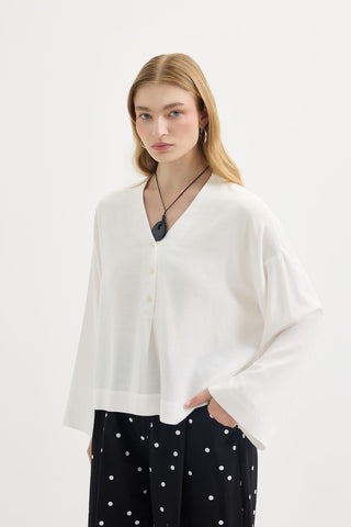 Buttoned V-Neck Linen Shirt Ecru
