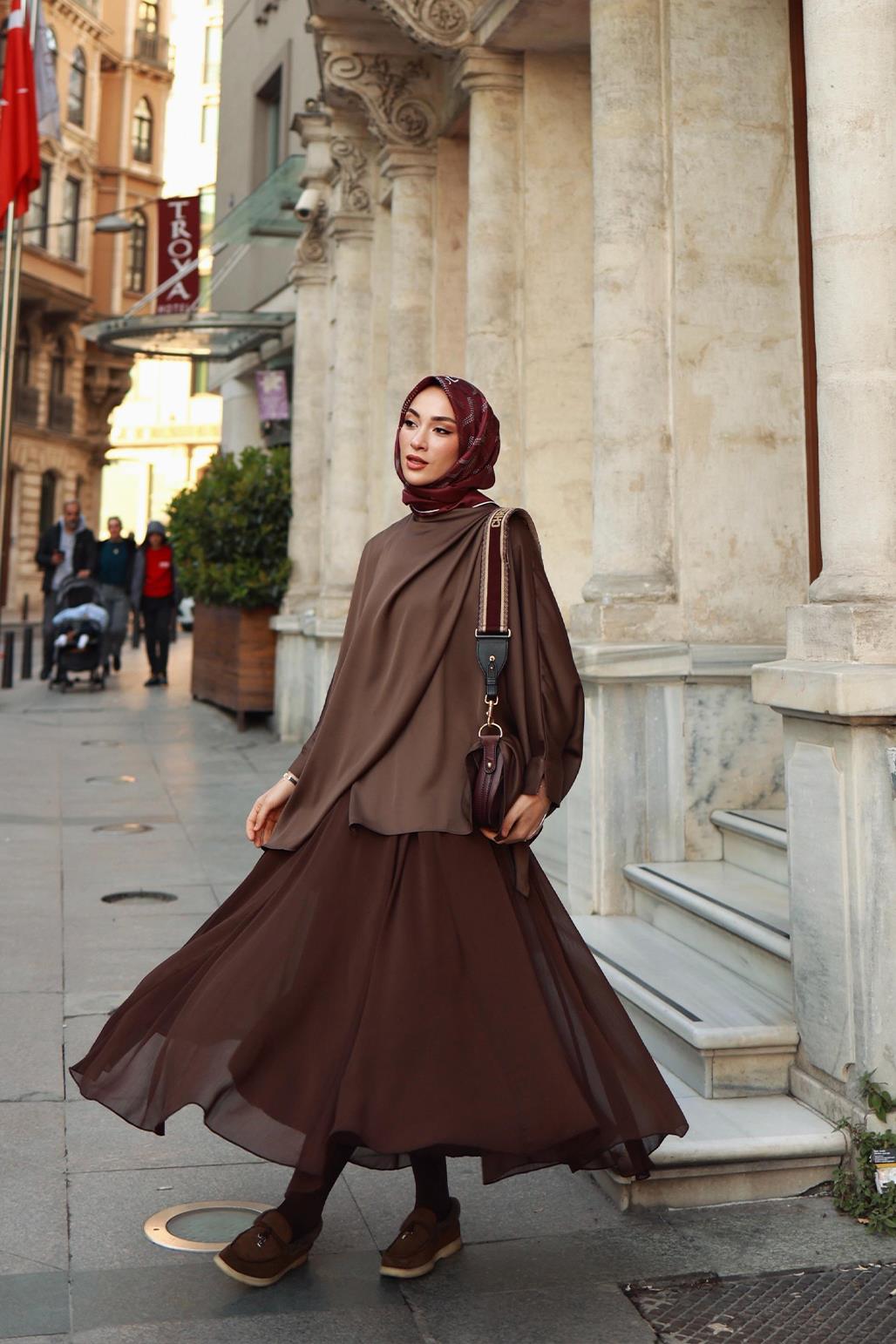 Elina Silk Asymmetric Shirt Brown