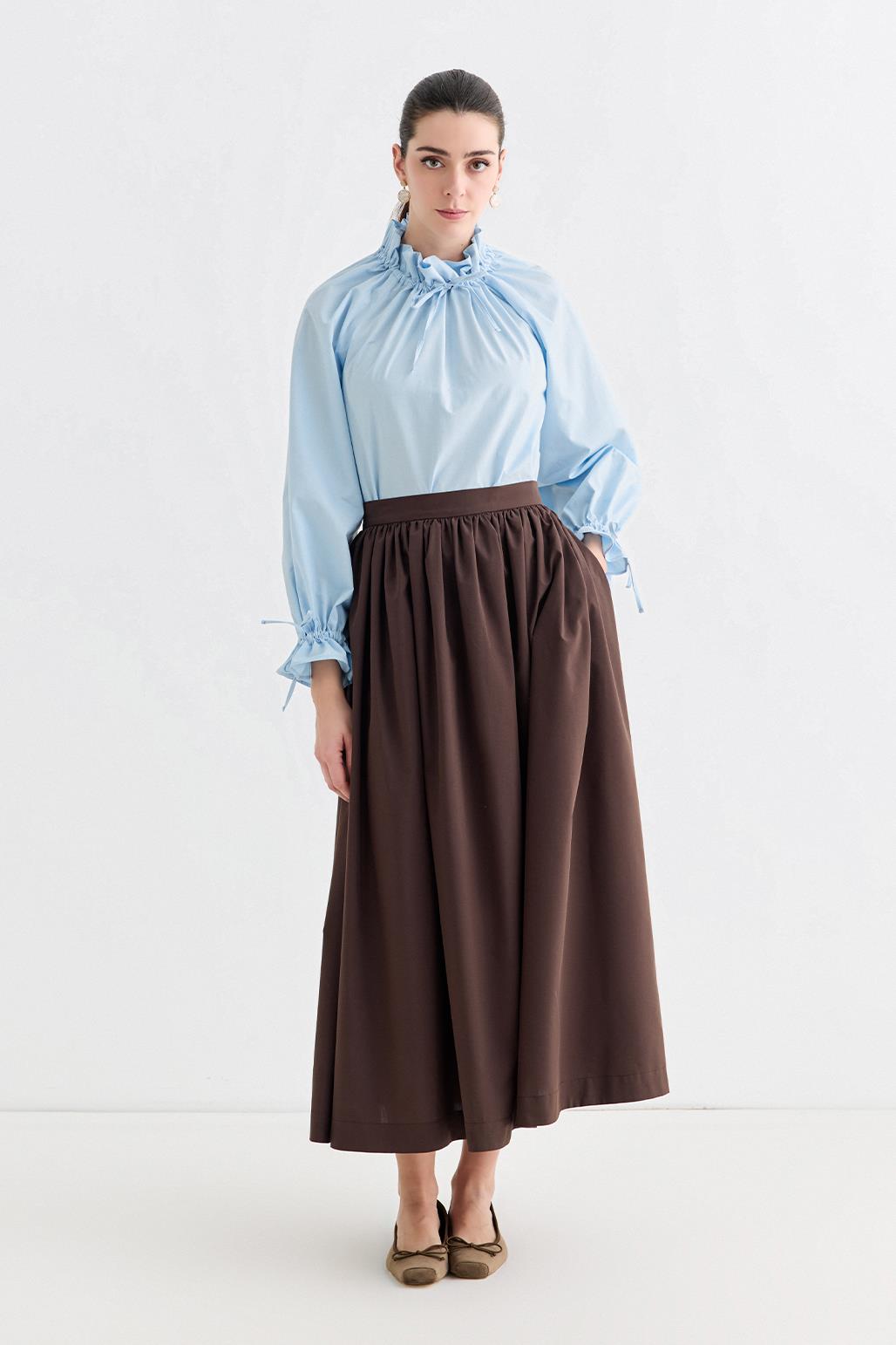 Erla Gathered Waist Skirt Brown