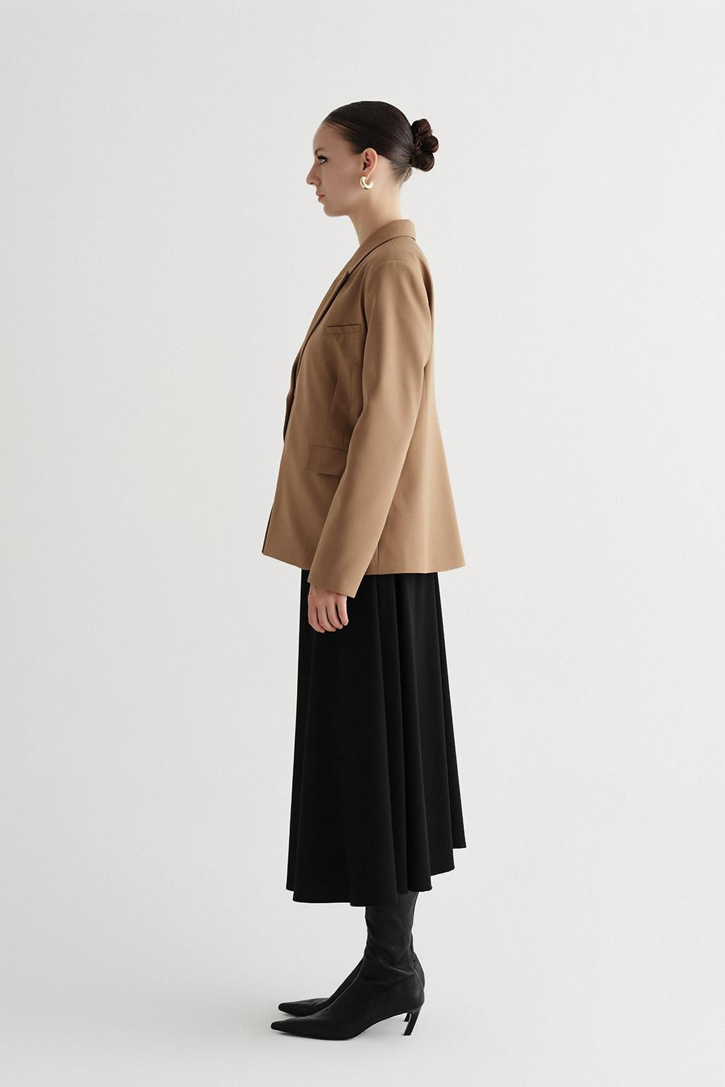 Fitted Swallow Collar Jacket Camel