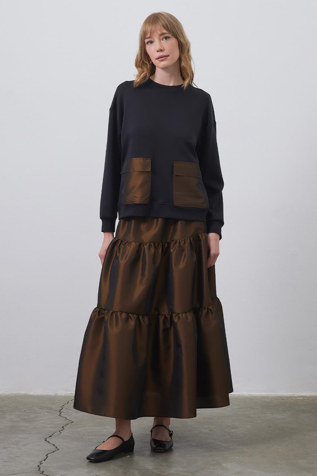 Gaina Taffeta Embellished Sweat Piece Skirt Set Black Garnish