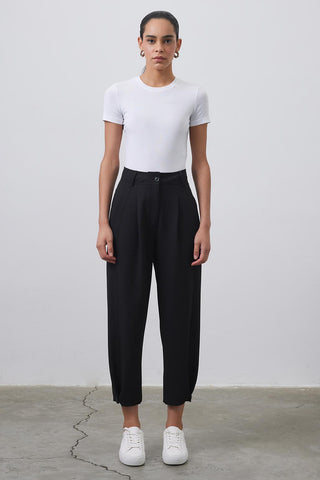 High Waist Carrot Fit Trousers Black