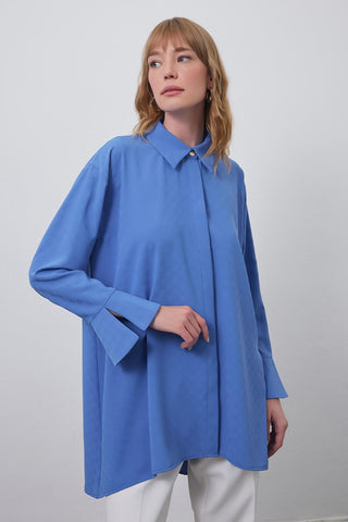 Huni Shirt with Funnel Sleeve Detail Blue