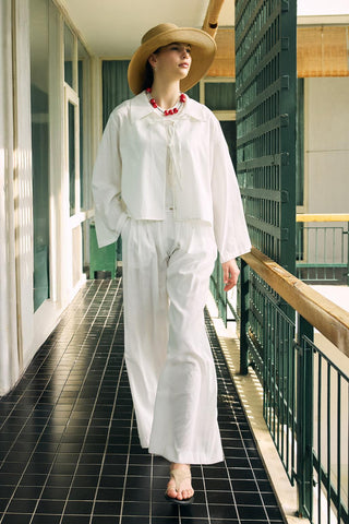 Isabel Collared Tied Shirt in Ecru