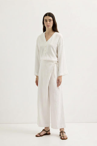 Linen Trousers with Flap Pockets and Tie Detail Ecru