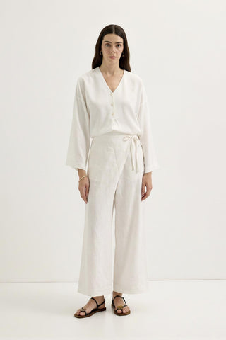 Linen Trousers with Flap Pockets and Tie Detail Ecru