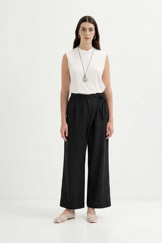 Linen Trousers with Flap Pockets and Tie Detail Black
