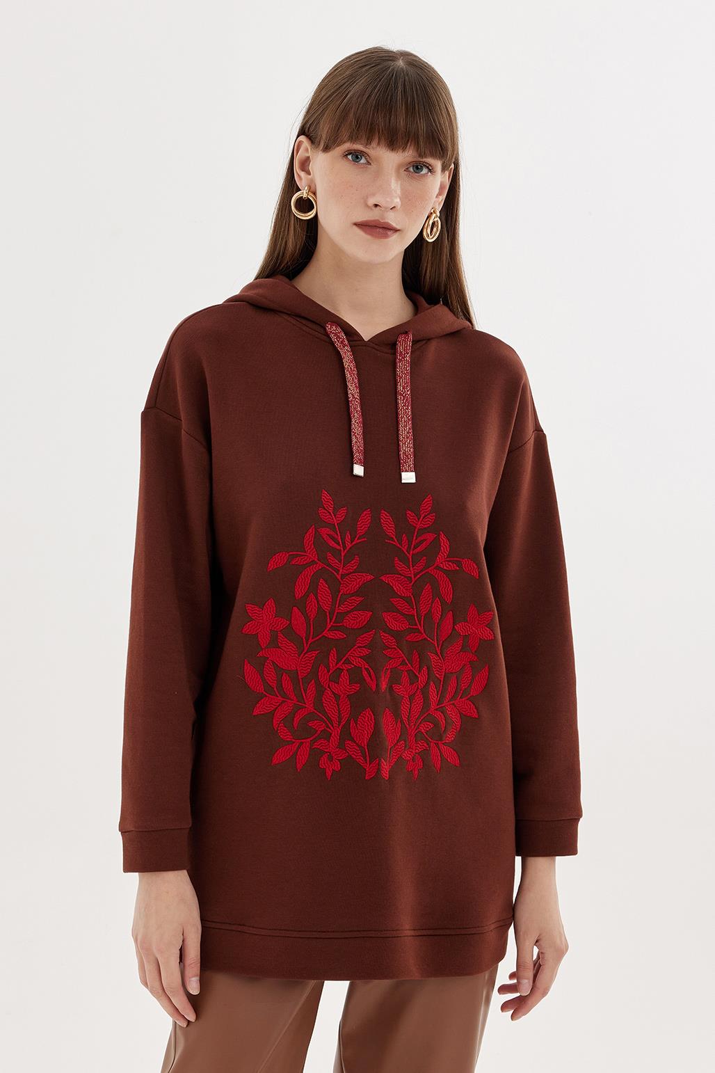 Hooded Embroidered Sweatshirt Brown