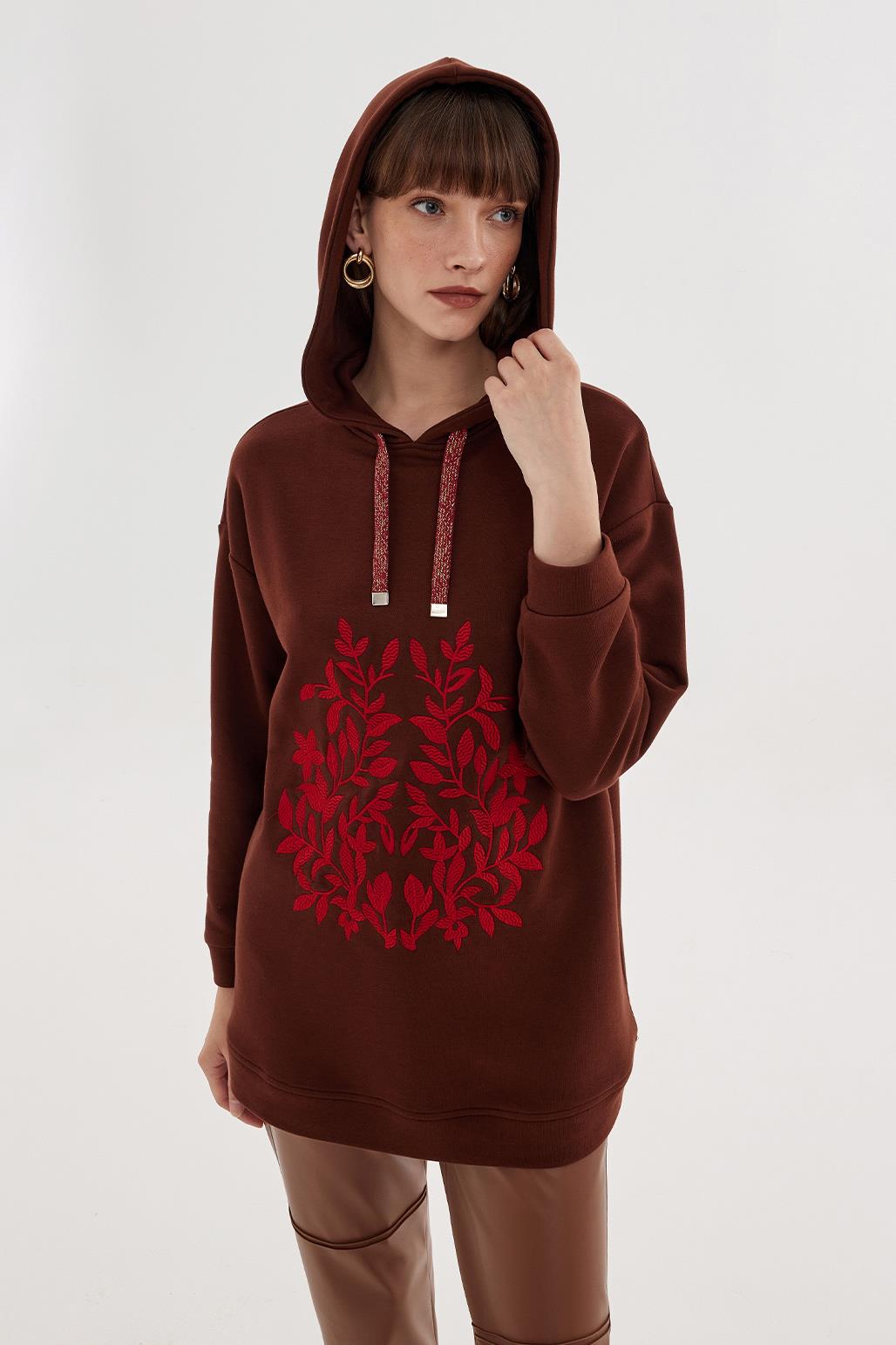 Hooded Embroidered Sweatshirt Brown