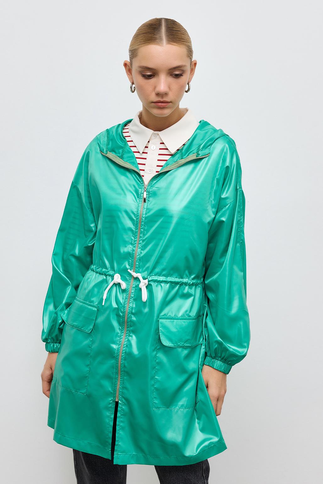 Hooded Raincoat Green