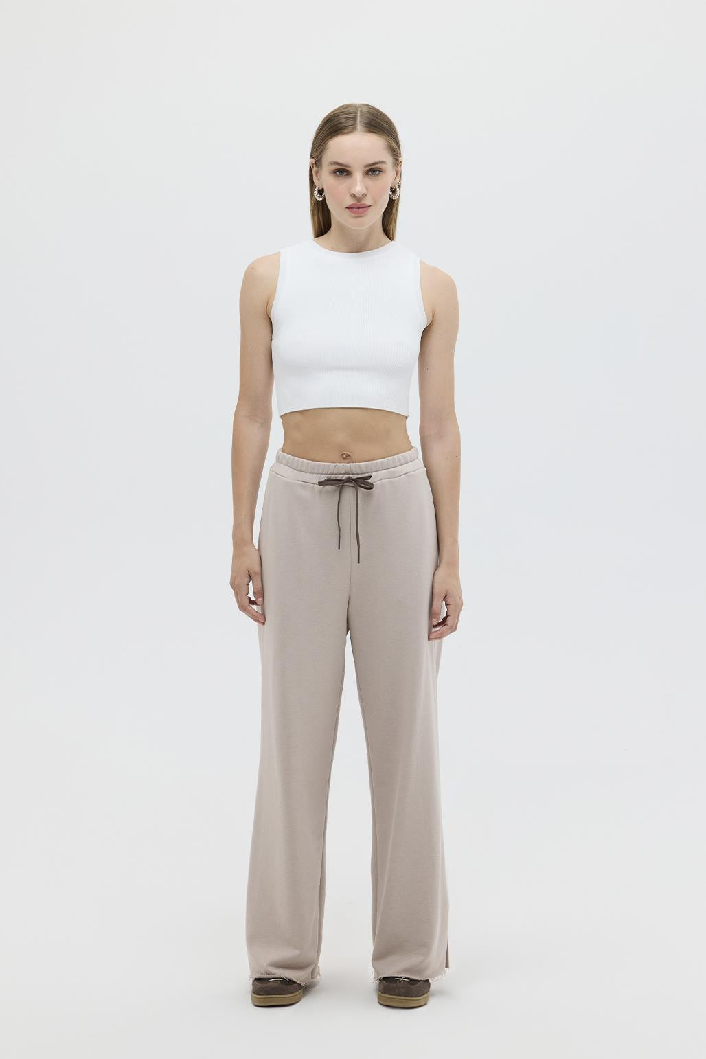 Knitted Loose Trousers with Slits Mink