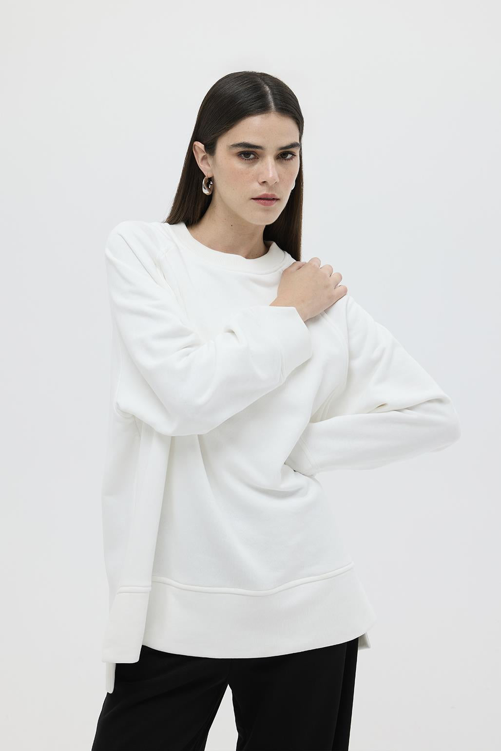 Knitted Sweat with Slit Detail Ecru