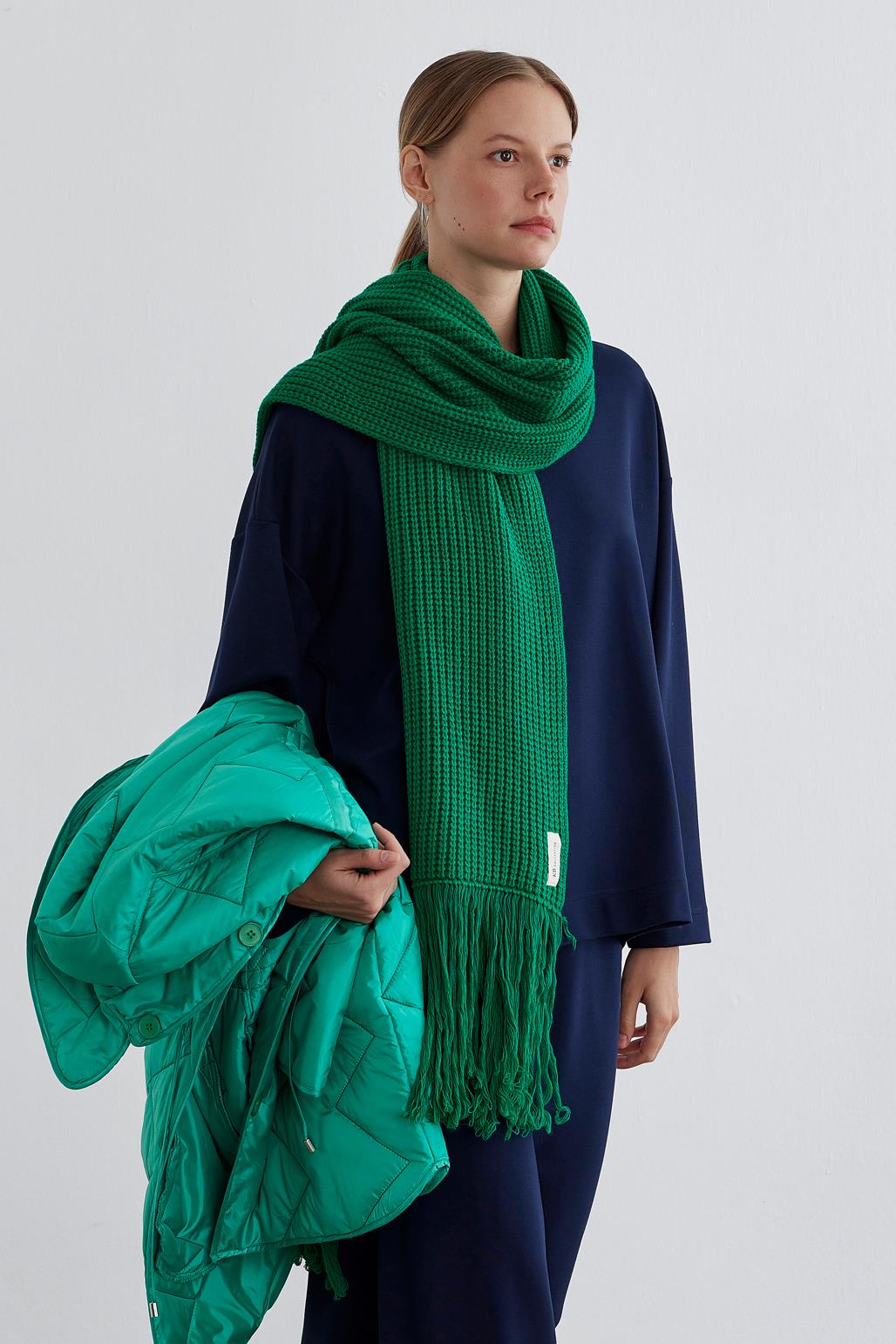 Knitwear Long Scarf With Fringe Green