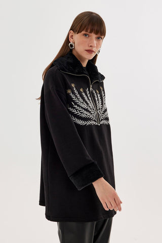 Embroidered Sweatshirt With Fur Black